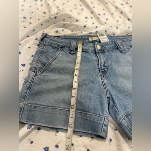 EUC VTG Levi's Sz:10 545 Women Denim Bermuda Chino Cuffed Hem Light Wash Shorts - Picture 4 of 15